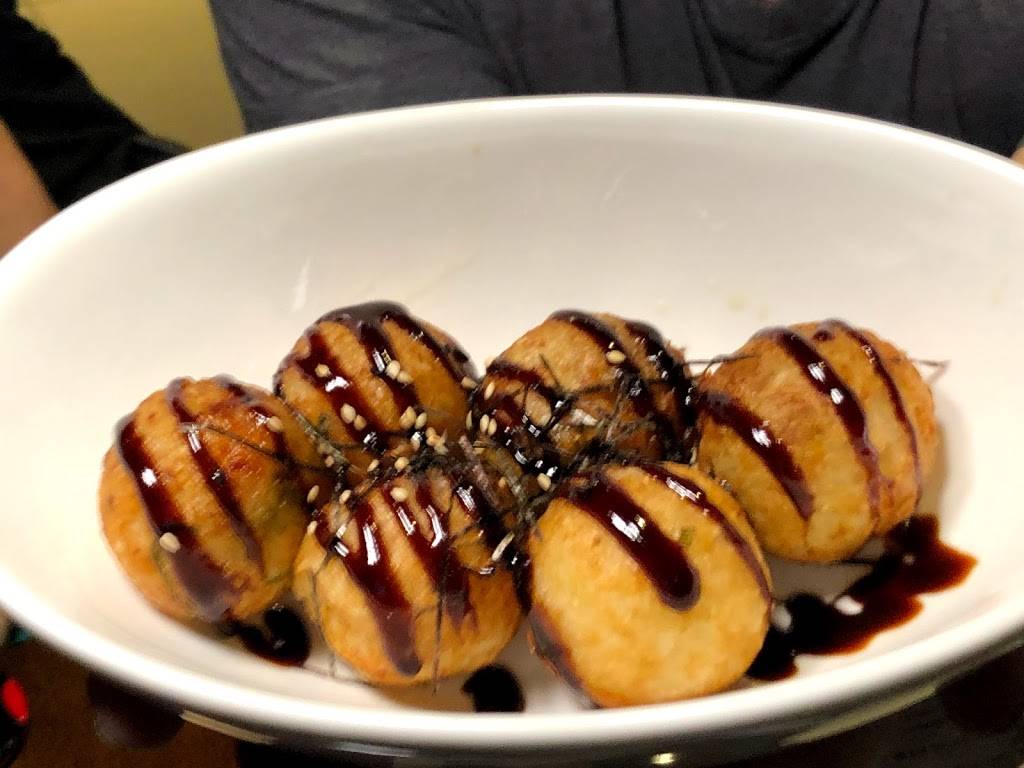 Sushi House | restaurant | 17265 Chesterfield Airport Rd, Chesterfield, MO 63005, USA | 6367783232 OR +1 636-778-3232