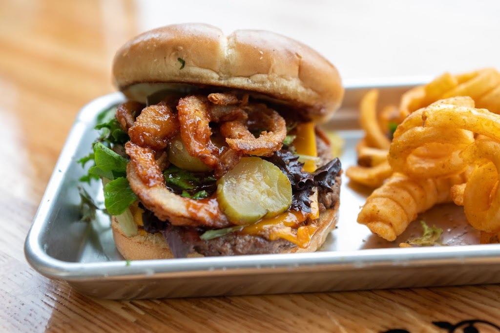 Trap Vegan | restaurant | 20198 Livernois, Detroit, MI 48221, USA | 3133402988 OR +1 313-340-2988