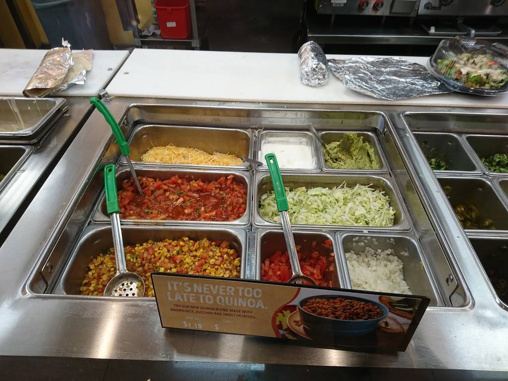 Moes Southwest Grill | restaurant | 601 Memorial Dr, Chicopee, MA 01020, USA | 4133314985 OR +1 413-331-4985