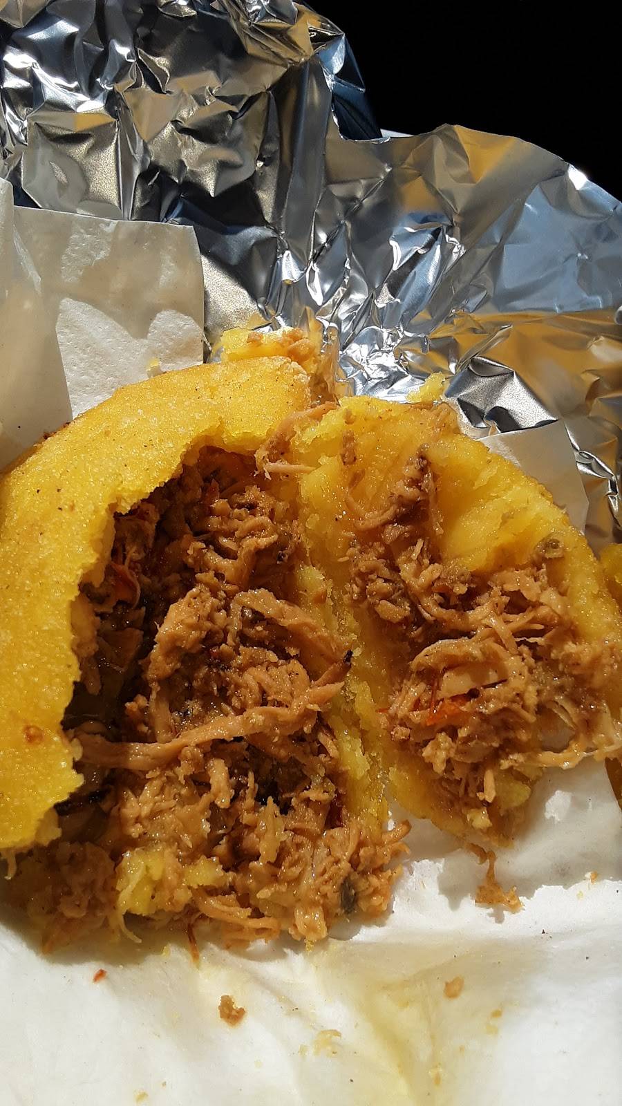 Js Empanadas | restaurant | 111 NJ-35, Cliffwood, NJ 07721, USA | 3475451928 OR +1 347-545-1928