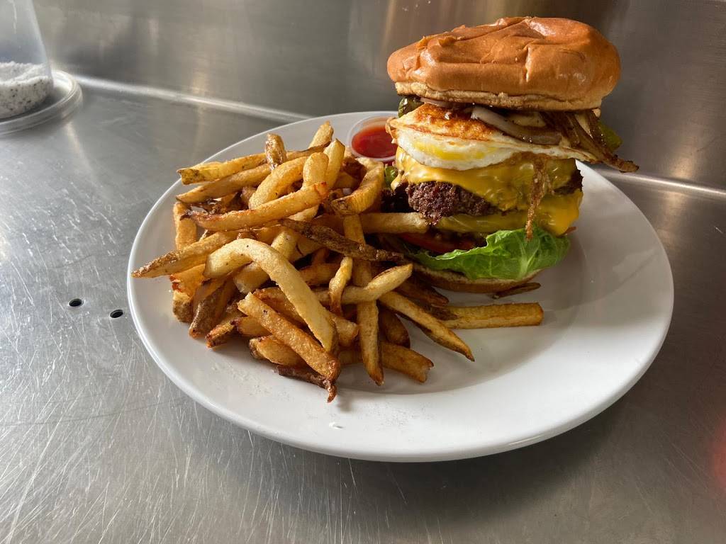 La esquina coffee shop | restaurant | 148 W Girard Ave, Philadelphia, PA 19123, USA | 2156271684 OR +1 215-627-1684