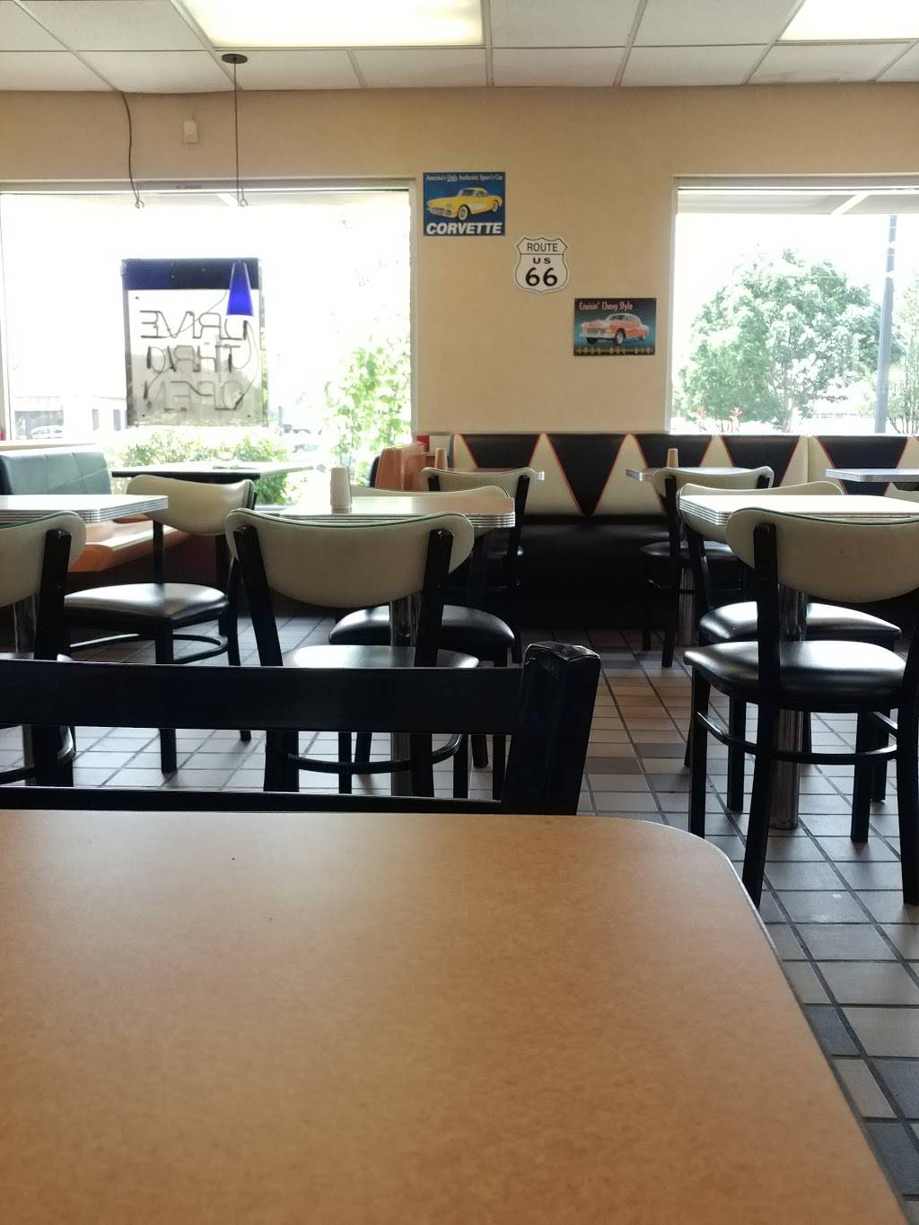 KFC | restaurant | 555 E 400 S, Salt Lake City, UT 84102, USA | 8013639652 OR +1 801-363-9652