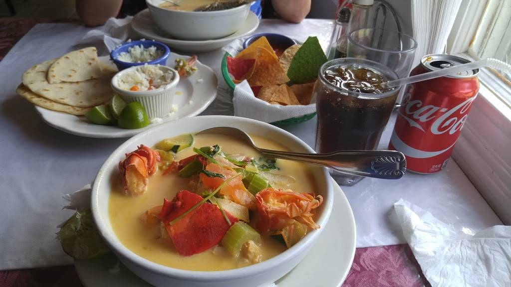 Three Diamonds Restaurant | restaurant | 279 Montauk Hwy, Westhampton Beach, NY 11978, USA | 6312888807 OR +1 631-288-8807