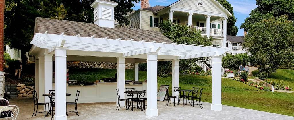 Bills Grill | restaurant | 6860 Main St, Mackinac Island, MI 49757, USA | 9068470101 OR +1 906-847-0101