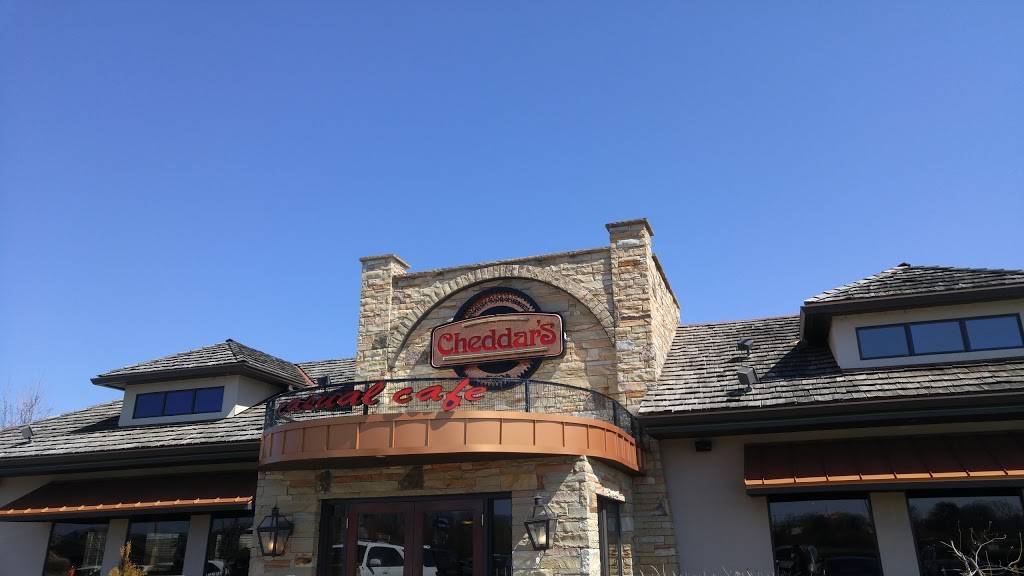 Cheddars Scratch Kitchen | restaurant | 250 Hamilton Crossing Dr, Alcoa, TN 37701, USA | 8659835582 OR +1 865-983-5582