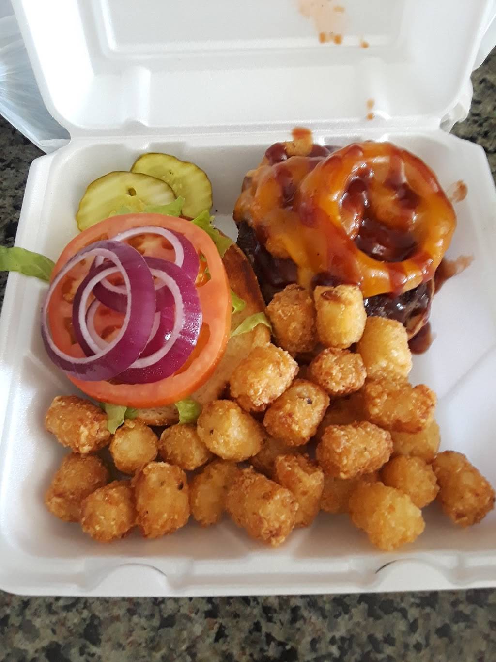 Southside Tavern | restaurant | 73 Liberty St, Quincy, MA 02169, USA | 6173280511 OR +1 617-328-0511