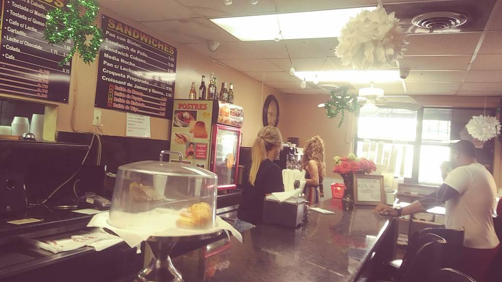 Cafe Faray | restaurant | 4250 NW 72nd Ave, Miami, FL 33166, USA | 3055947431 OR +1 305-594-7431