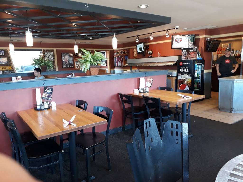 Pizza Hut | restaurant | 616 S Saginaw Blvd, Saginaw, TX 76179, USA | 8172321571 OR +1 817-232-1571