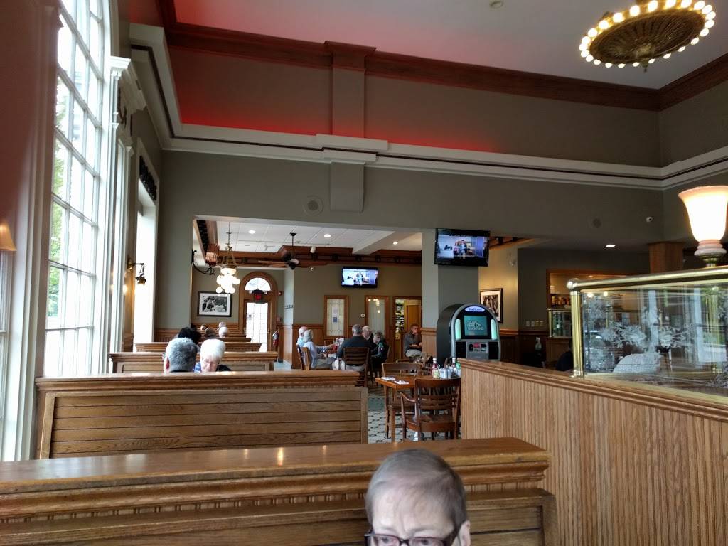 Yours Truly Shaker Square | restaurant | 13228 Shaker Square, Cleveland, OH 44120, USA | 2167518646 OR +1 216-751-8646