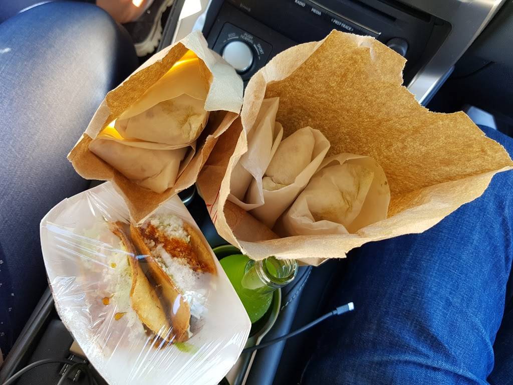 El Charrito | restaurant | 1416, 122, W Market St, Salinas, CA 93901, USA | 8314249446 OR +1 831-424-9446