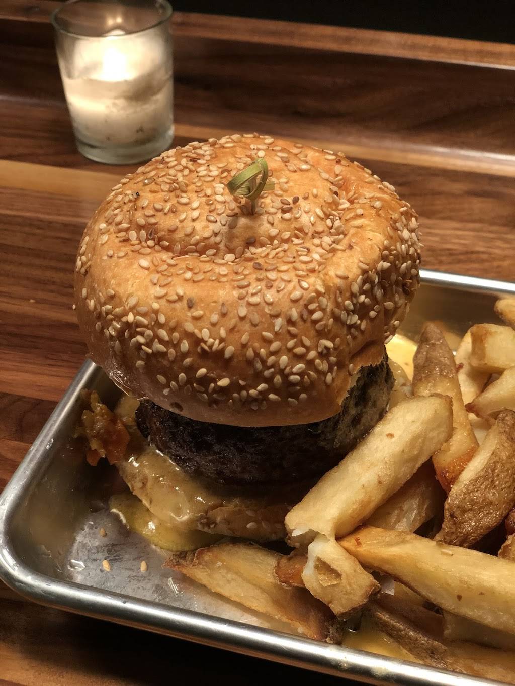 Hudson & Charles Dinette | restaurant | 522 Hudson St, New York, NY 10014, USA | 9296005222 OR +1 929-600-5222