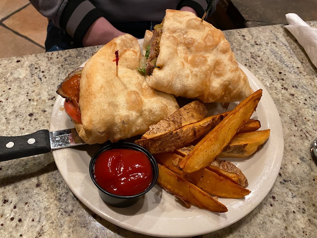 Reuben Heflin Restaurant | restaurant | US-160, Kayenta, AZ 86033, USA | 9286973170 OR +1 928-697-3170