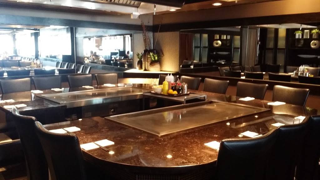 Prince Japanese Steak House | restaurant | 5555 Eglinton Ave W, Etobicoke, ON M9C 5M1, Canada | 4166952828 OR +1 416-695-2828