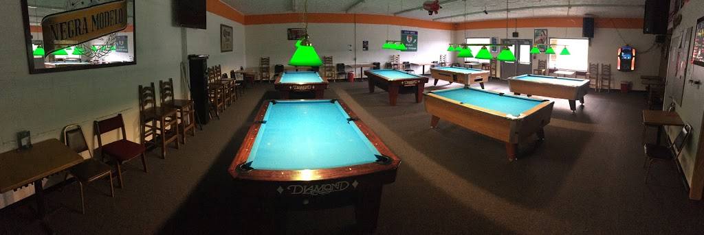 Steves Place Tap Pub & Billiards | night club | 2510 W 3rd St, Bloomington, IN 47404, USA | 8122878152 OR +1 812-287-8152