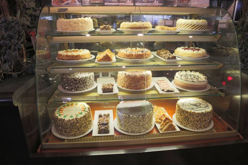 Symposium Cafe Restaurant & Lounge | restaurant | 117 Young St, Alliston, ON L9R 0E9, Canada | 7054352488 OR +1 705-435-2488