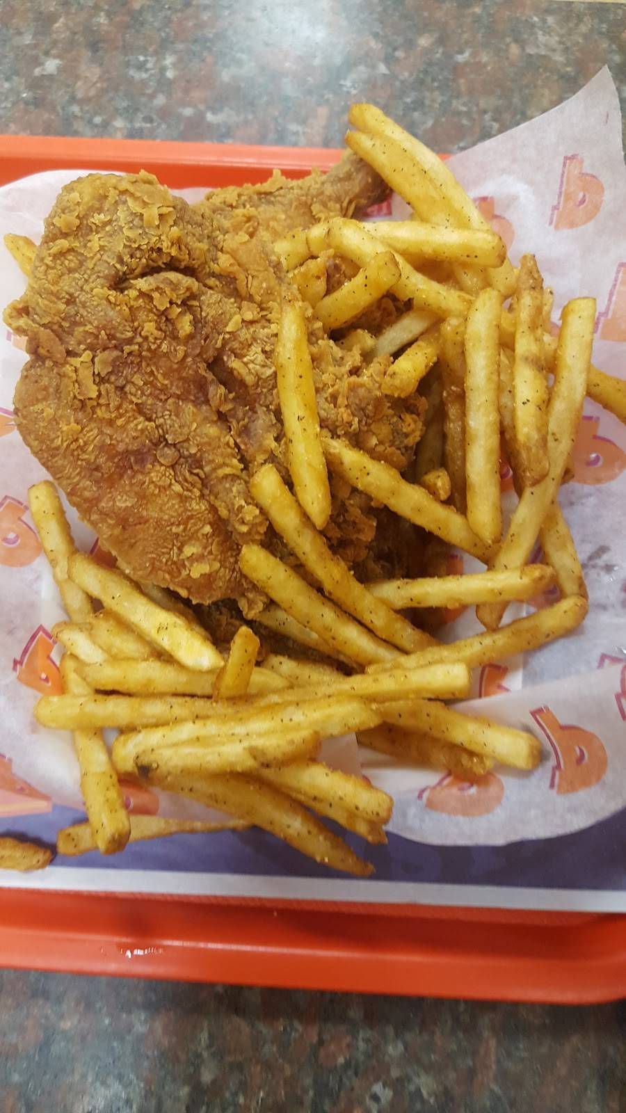 Popeyes | restaurant | 2011 Plains Rd E, Burlington, ON L7R 5B3, Canada | 9056338686 OR +1 905-633-8686