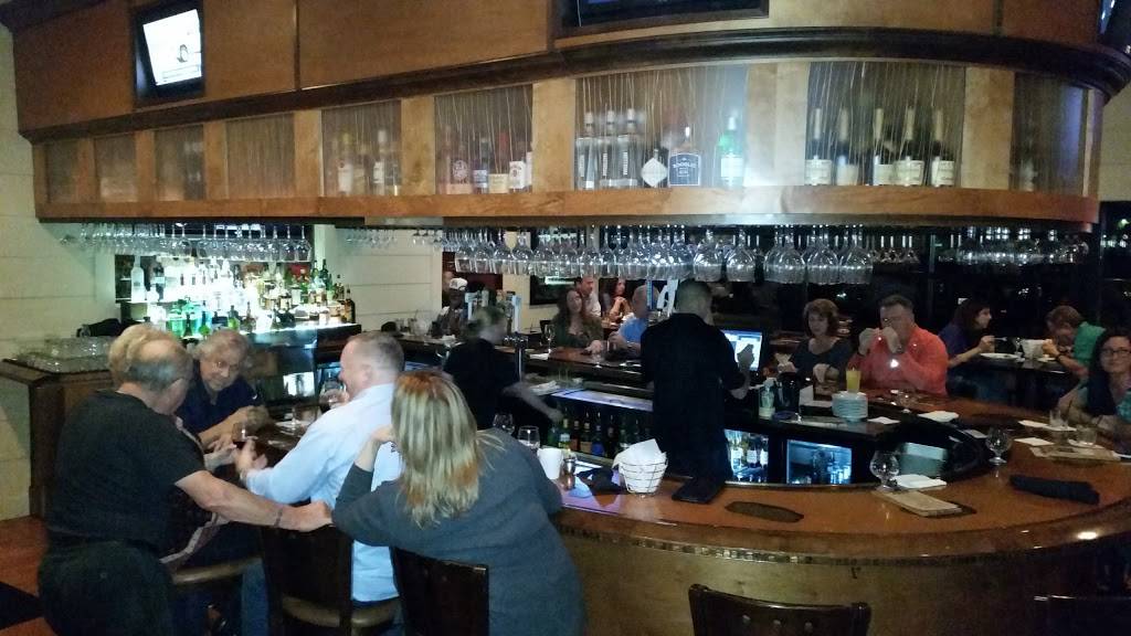 Stonewood Grill & Tavern | restaurant | 612 E Bloomingdale Ave, Brandon, FL 33511, USA | 8136559561 OR +1 813-655-9561