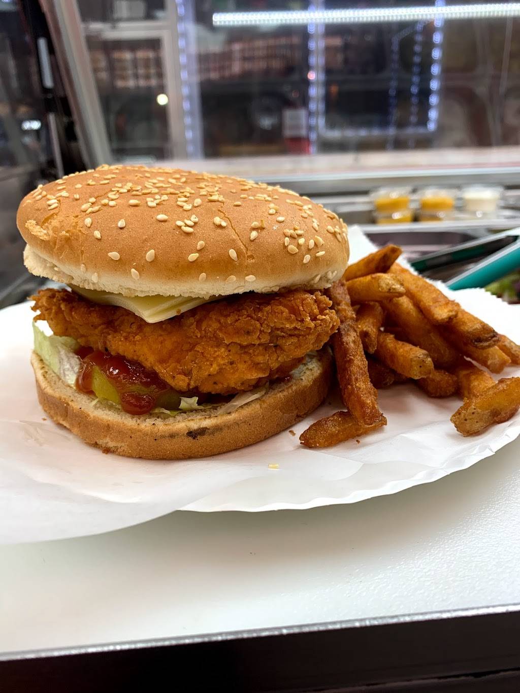 Halal Boyz | restaurant | 1126 Broad St, Newark, NJ 07114, USA | 8622409073 OR +1 862-240-9073