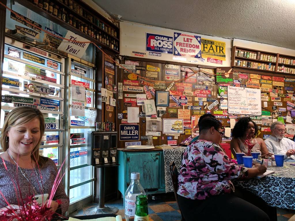 C Ss | restaurant | 1359 N West St, Jackson, MS 39202, USA | 6019699482 OR +1 601-969-9482