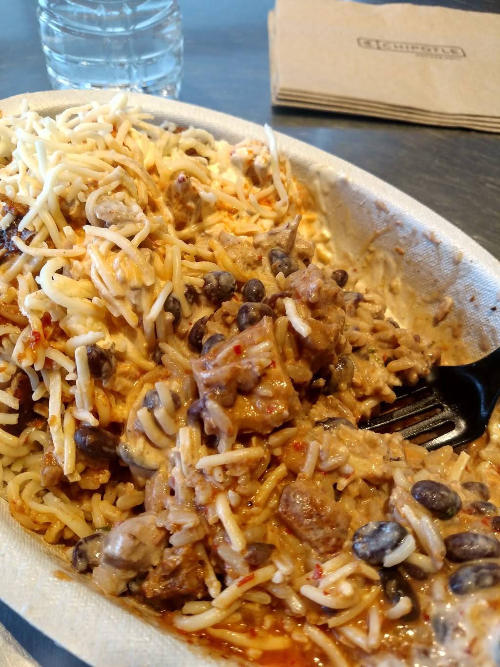 Chipotle Mexican Grill | restaurant | 22720 Three Notch Rd, Lexington Park, MD 20653, USA | 2407250330 OR +1 240-725-0330