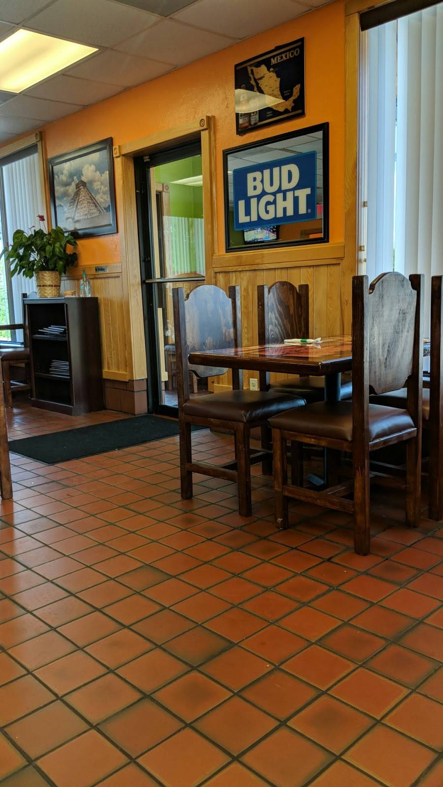 El Azteca Mexican Grill | restaurant | Morristown, TN 37813, USA | 4235873396 OR +1 423-587-3396