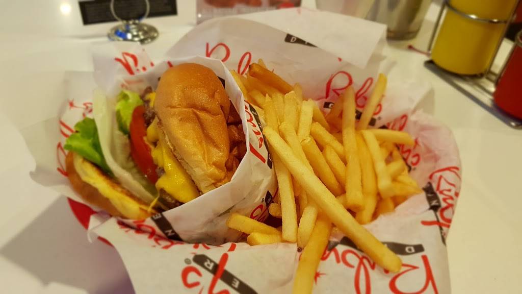 Rubys Diner | restaurant | 2305 East Coast Hwy, Corona Del Mar, CA 92625, USA | 9496737829 OR +1 949-673-7829