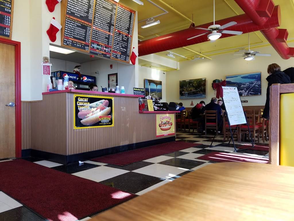 Claws Hot Dogs & Beef | restaurant | 90 E Geneva Square, Lake Geneva, WI 53147, USA | 2622487541 OR +1 262-248-7541