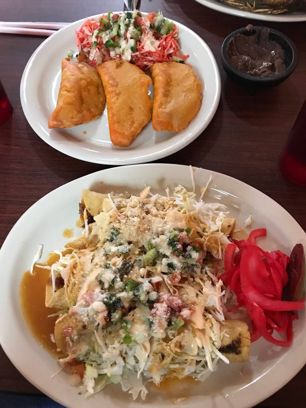 El Pollo Catracho | restaurant | 4100 SE 14th St, Des Moines, IA 50320, USA | 5158227499 OR +1 515-822-7499