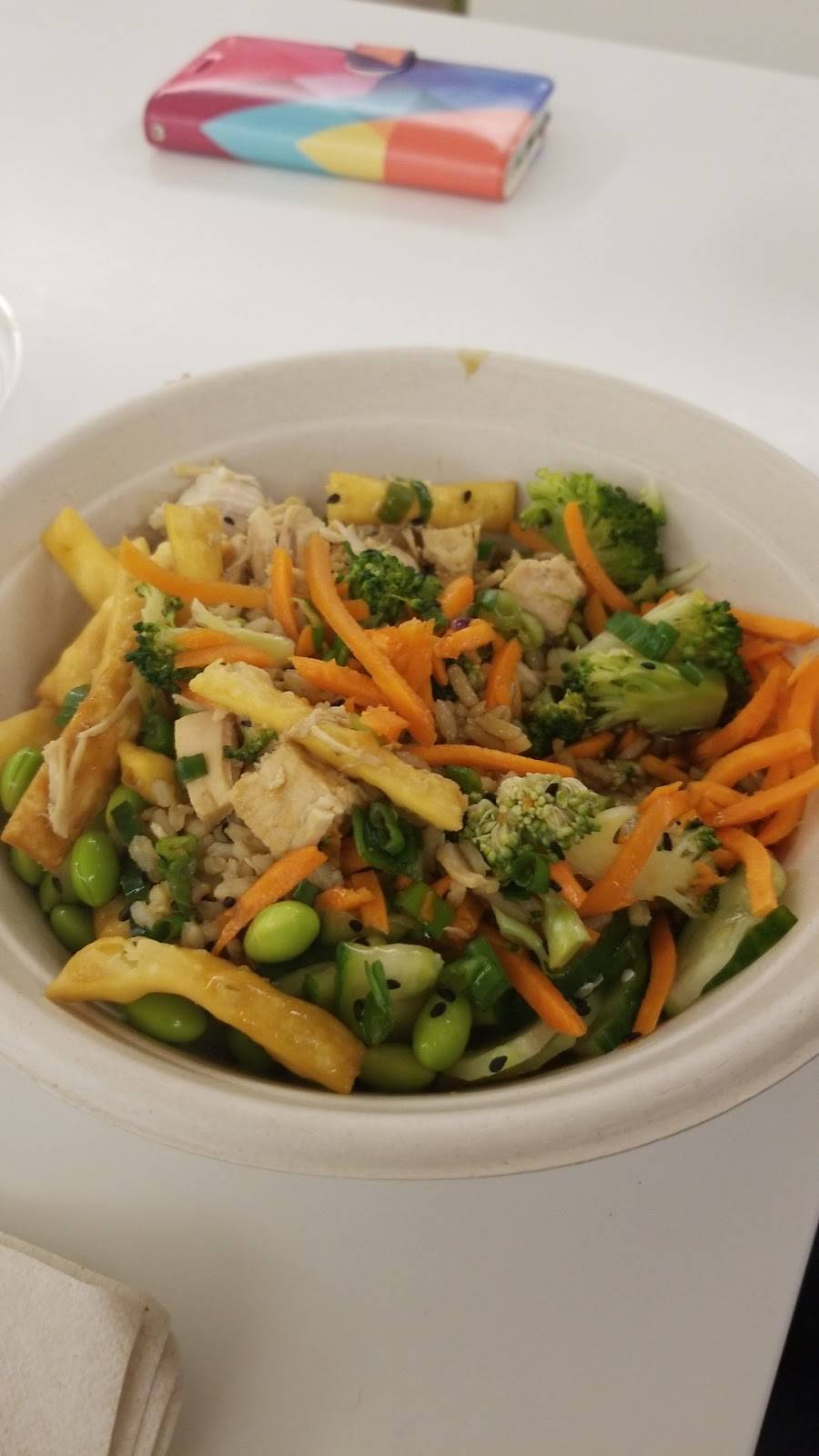 Freshii | restaurant | 6850 Airport Blvd W #5, Sacramento, CA 95837, USA | 9165680999 OR +1 916-568-0999