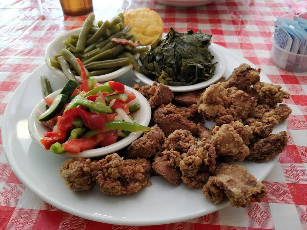 Cahills Market & Chicken Kitchen | restaurant | 1055 May River Rd, Bluffton, SC 29910, USA | 8437572921 OR +1 843-757-2921