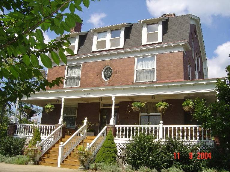 Flowers In the Attic | restaurant | 7505 Saltsburg Rd, Pittsburgh, PA 15235, USA | 4127982200 OR +1 412-798-2200