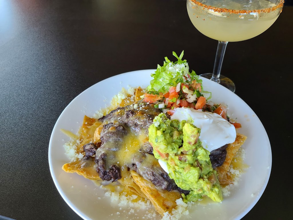 Chulas Bar and Grill | restaurant | 500 75th St, Downers Grove, IL 60516, USA | 6302978252 OR +1 630-297-8252