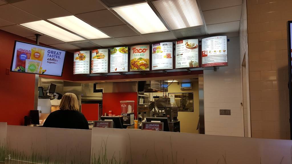 Wendys | restaurant | 1576 W University Dr, Denton, TX 76201, USA | 9403809197 OR +1 940-380-9197