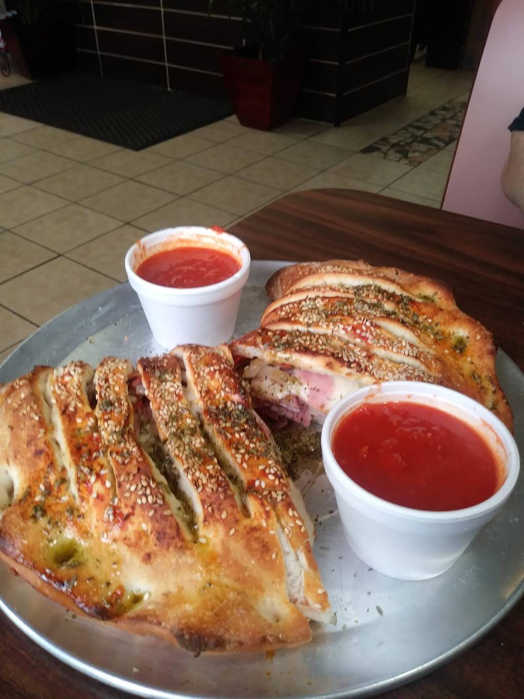 Paesanos Pizza | restaurant | 35 N Main St # F, Jacobus, PA 17407, USA | 7174282831 OR +1 717-428-2831