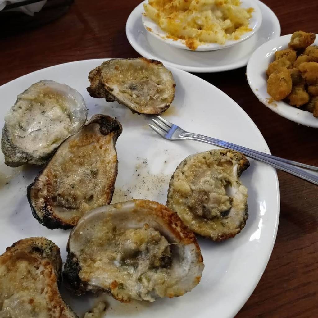 Beach Blvd Steamer | restaurant | 3206 W Beach Blvd, Gulfport, MS 39501, USA | 2283142100 OR +1 228-314-2100