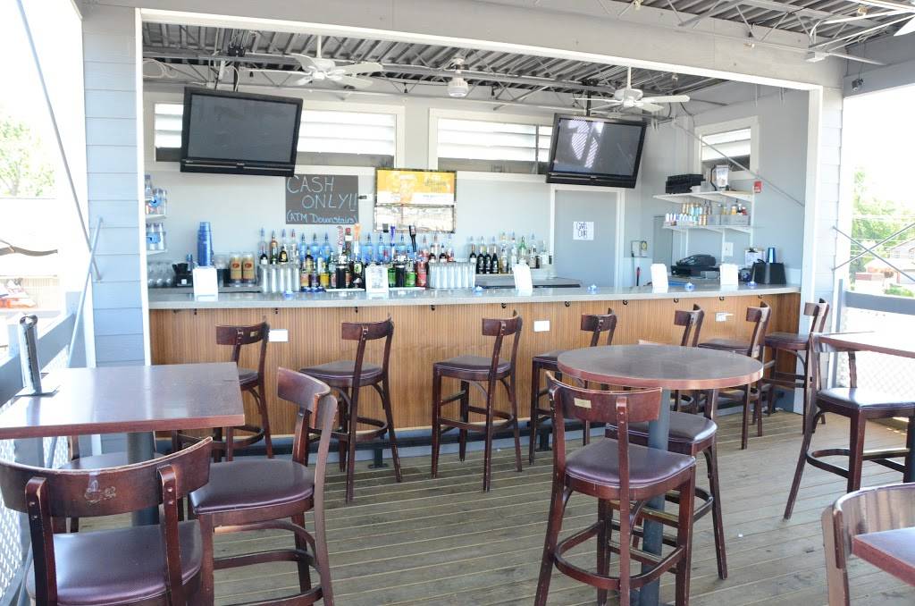 Zachs on Tap | restaurant | 12231 S Harlem Ave, Palos Heights, IL 60463, USA | 7083611226 OR +1 708-361-1226