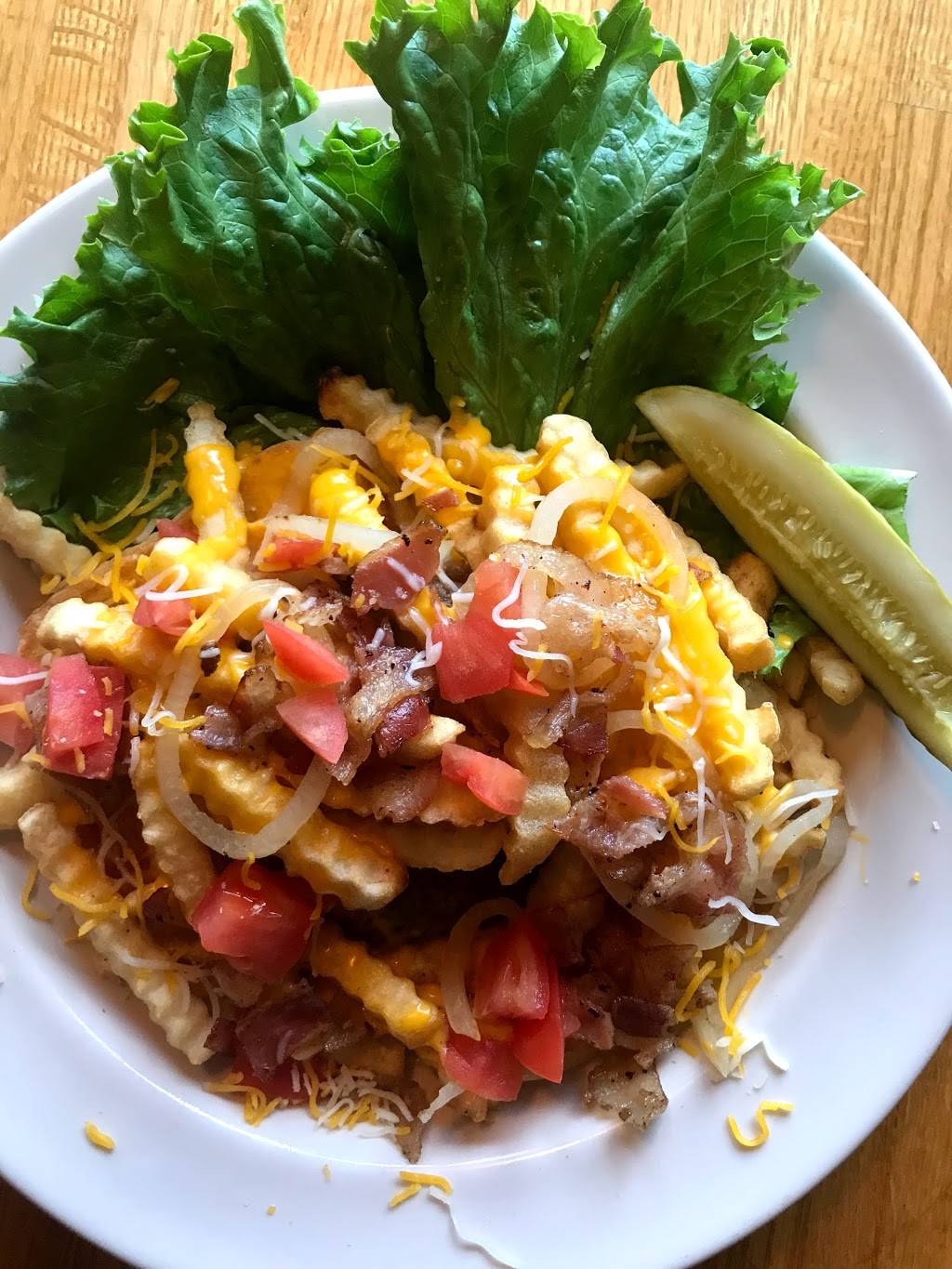 Broken Chimney Restaurant and Bar | restaurant | 618 Tenney St, Kewanee, IL 61443, USA | 3098531111 OR +1 309-853-1111