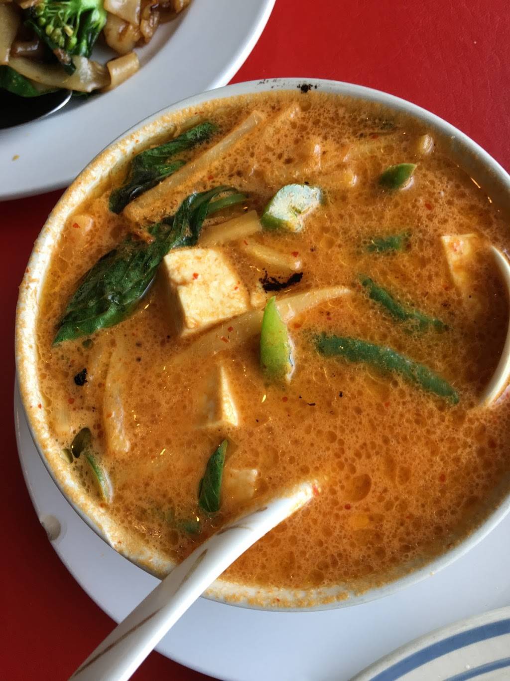 Vieng Thai | restaurant | 6929 Long Point Rd, Houston, TX 77055, USA | 7136889910 OR +1 713-688-9910