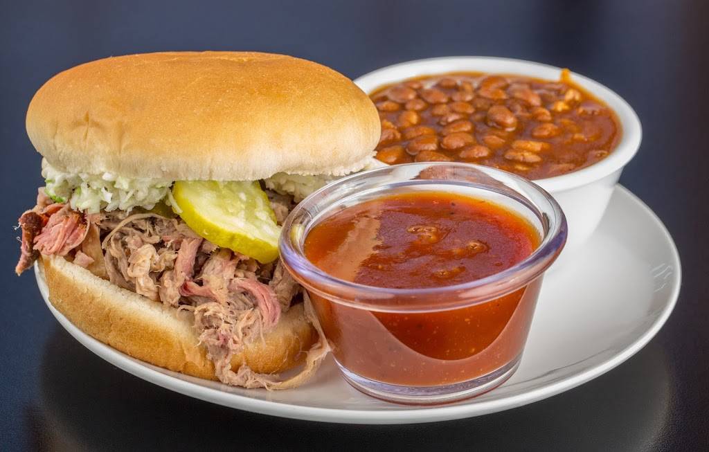 LawLers Barbecue | restaurant | 808 Avalon Ave, Muscle Shoals, AL 35661, USA | 2563207062 OR +1 256-320-7062