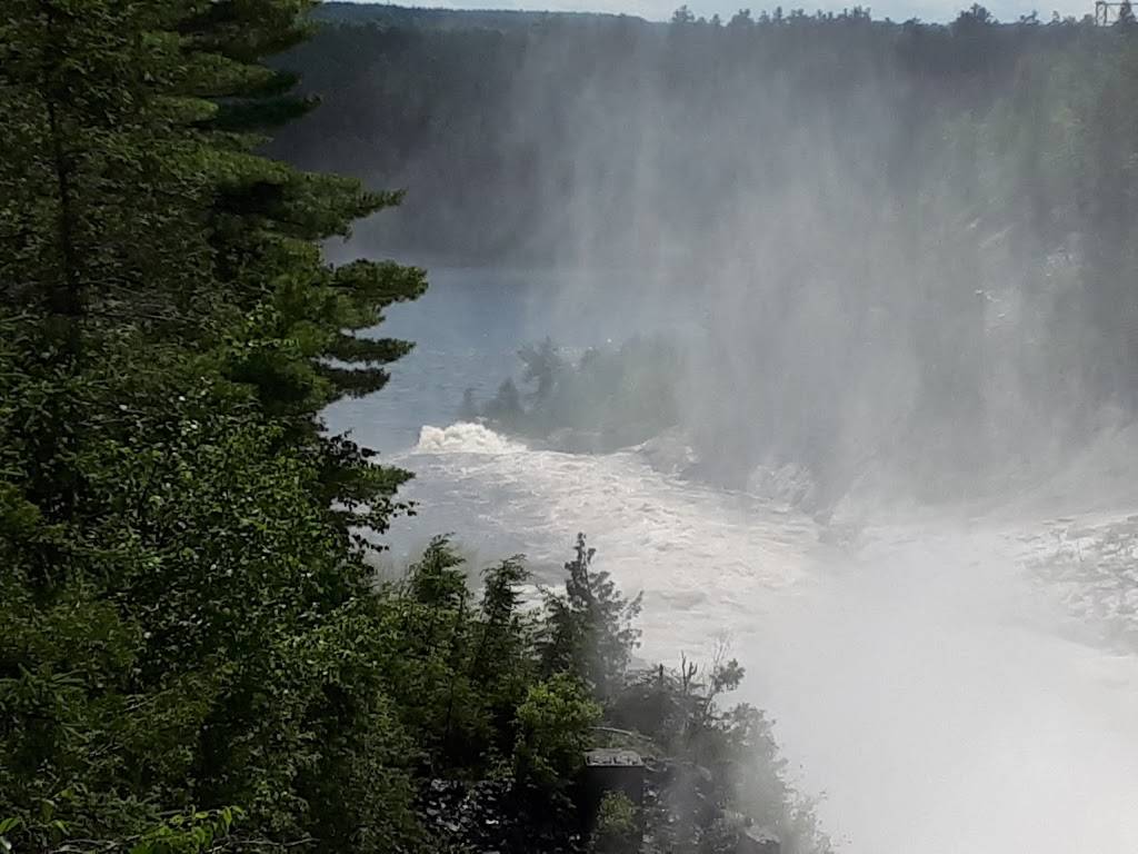 Barbe Jr | restaurant | 292 Route 105, Low, QC J0X 2C0, Canada | 8194223661 OR +1 819-422-3661