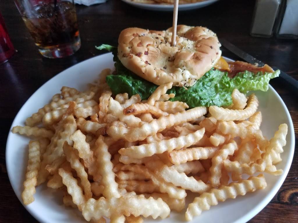 Jaywalker Restaurant | restaurant | 10188 US-12, White Pigeon, MI 49099, USA | 2694832305 OR +1 269-483-2305