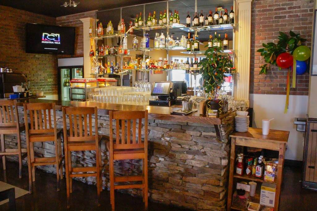 Los Paisas Restaurant | restaurant | 8318 Pineville-Matthews Rd #702, Charlotte, NC 28226, USA | 7045425477 OR +1 704-542-5477