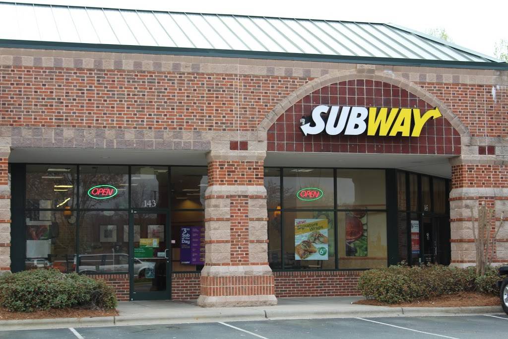 Subway Restaurants | restaurant | 143 Cross Center Rd, Denver, NC 28037, USA | 7048273098 OR +1 704-827-3098