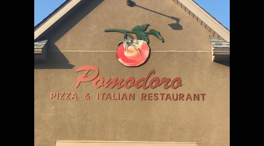 Pomodoro Pizza and Italian Restaurant | restaurant | 200 Chestnut St, Downingtown, PA 19335, USA | 6108730405 OR +1 610-873-0405