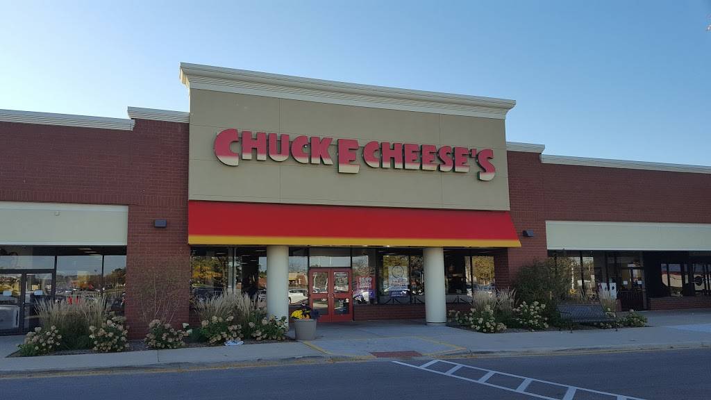 Chuck E. Cheeses | restaurant | 700 N Milwaukee Ave, Vernon Hills, IL 60061, USA | 8473279122 OR +1 847-327-9122