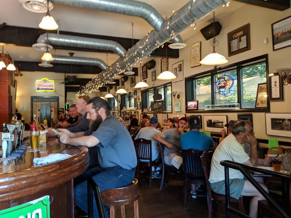 The Nook | restaurant | 492 Hamline Ave S, St Paul, MN 55116, USA | 6516984347 OR +1 651-698-4347