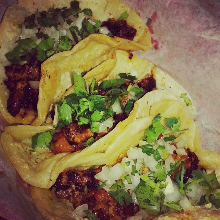 Mexican Restaurant & Grocery | restaurant | Bell Rd, Niles, MI 49120, USA | 2696878077 OR +1 269-687-8077