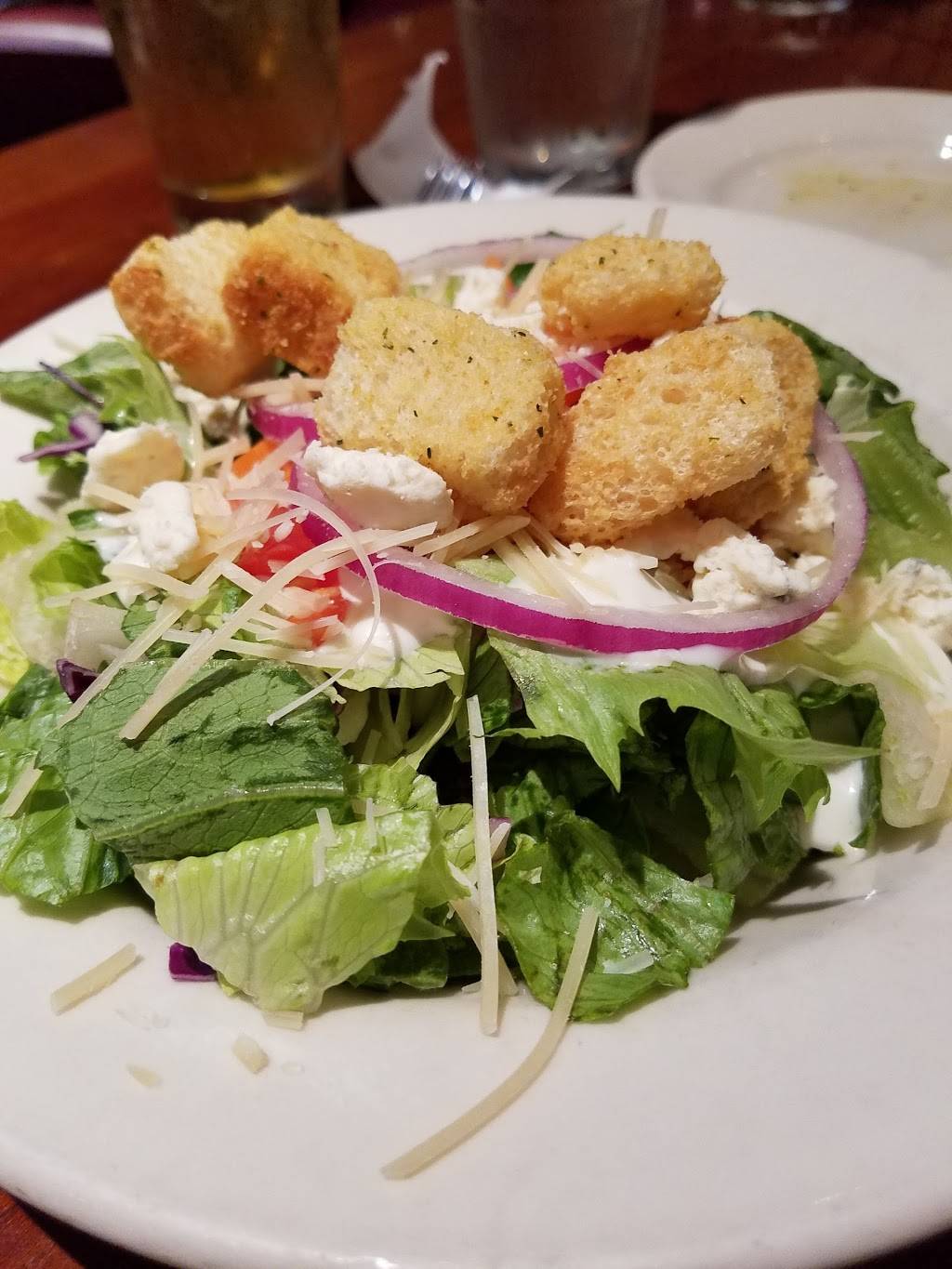 Johnny Carinos | restaurant | 106 TX-332, Lake Jackson, TX 77566, USA | 9792853570 OR +1 979-285-3570