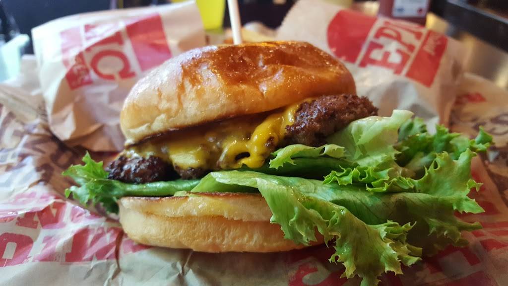 Epic Burger | restaurant | 550 W Adams St, Chicago, IL 60661, USA | 3123820400 OR +1 312-382-0400