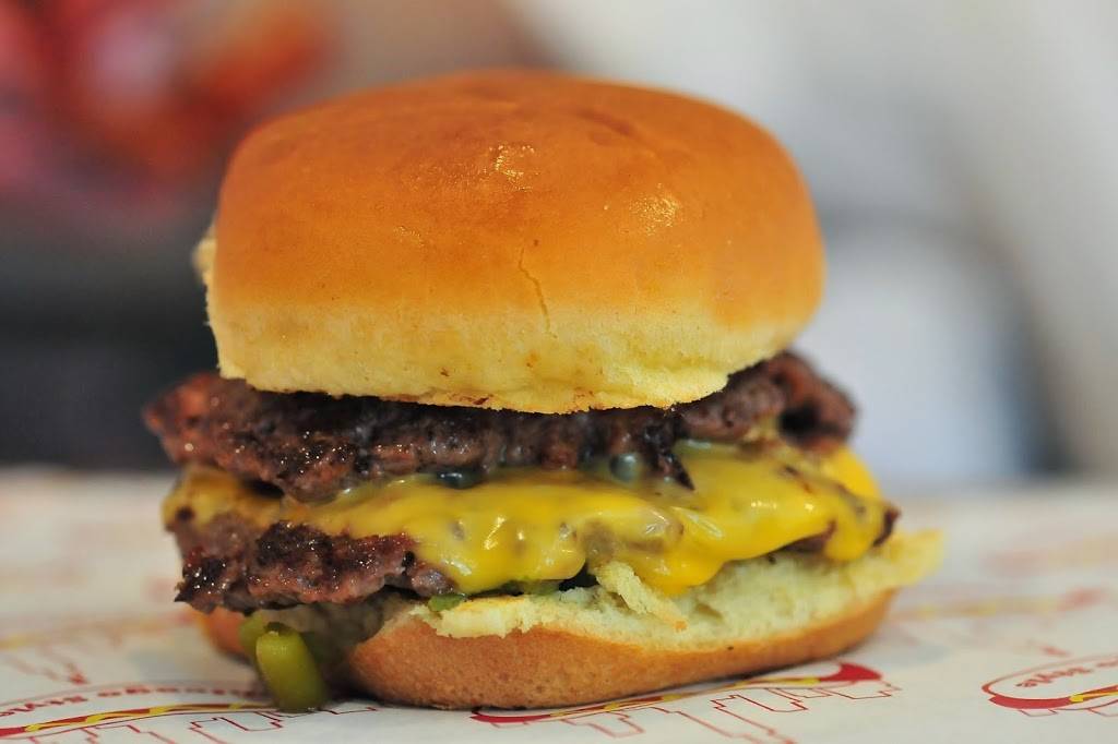 Devil Dawgs on Sheffield | restaurant | 2147 N Sheffield Ave, Chicago, IL 60614, USA | 7732814300 OR +1 773-281-4300